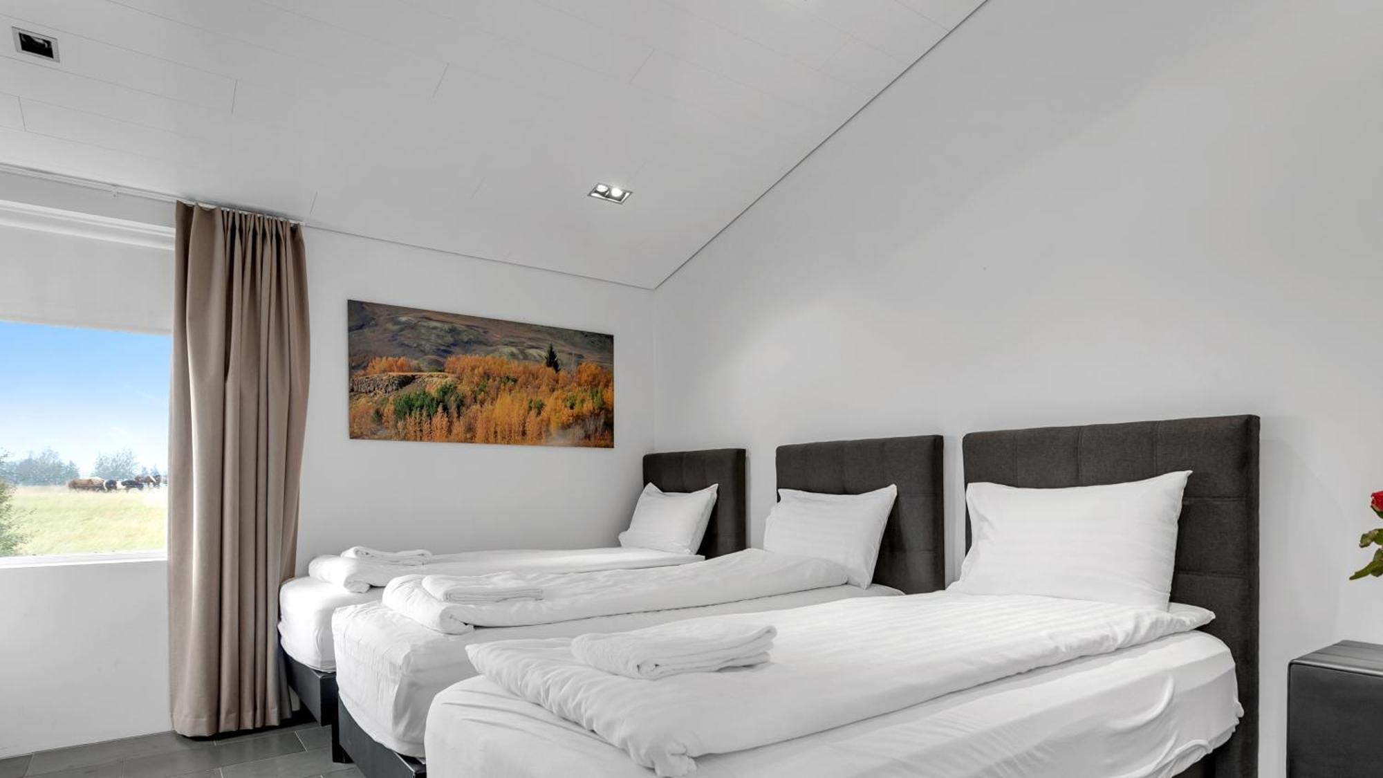 Luxury Villa With River View Laugaras Exterior photo